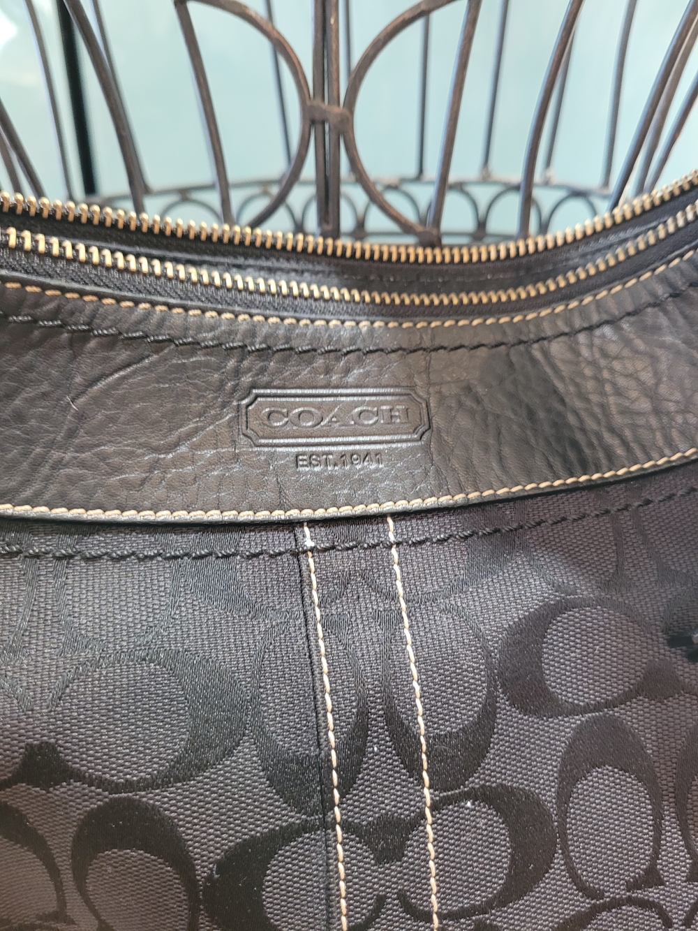 Coach Y2K J0649 10403 - Picture 2 of 4